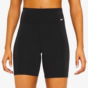 Nike One Mid-Rise 7” Short